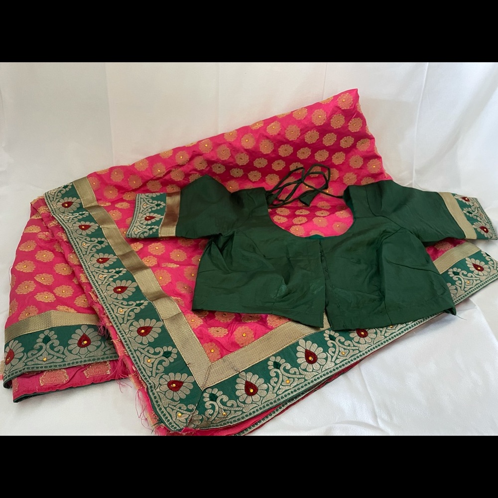 Pre-owned Silk Saree with Blouse
